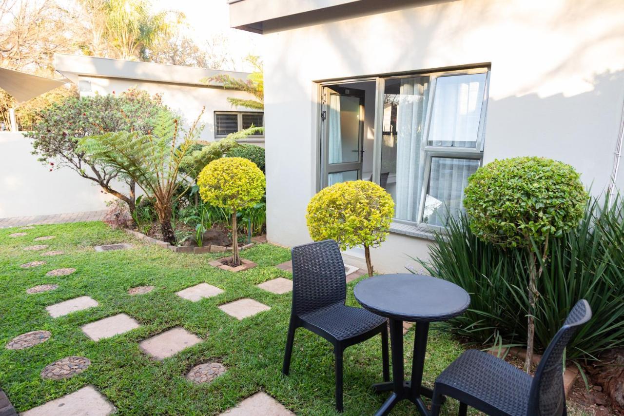 Glen Maine Guest House Претория Экстерьер фото