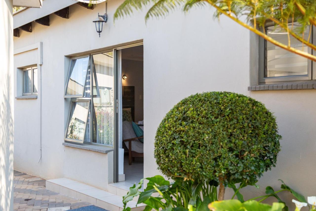 Glen Maine Guest House Претория Экстерьер фото