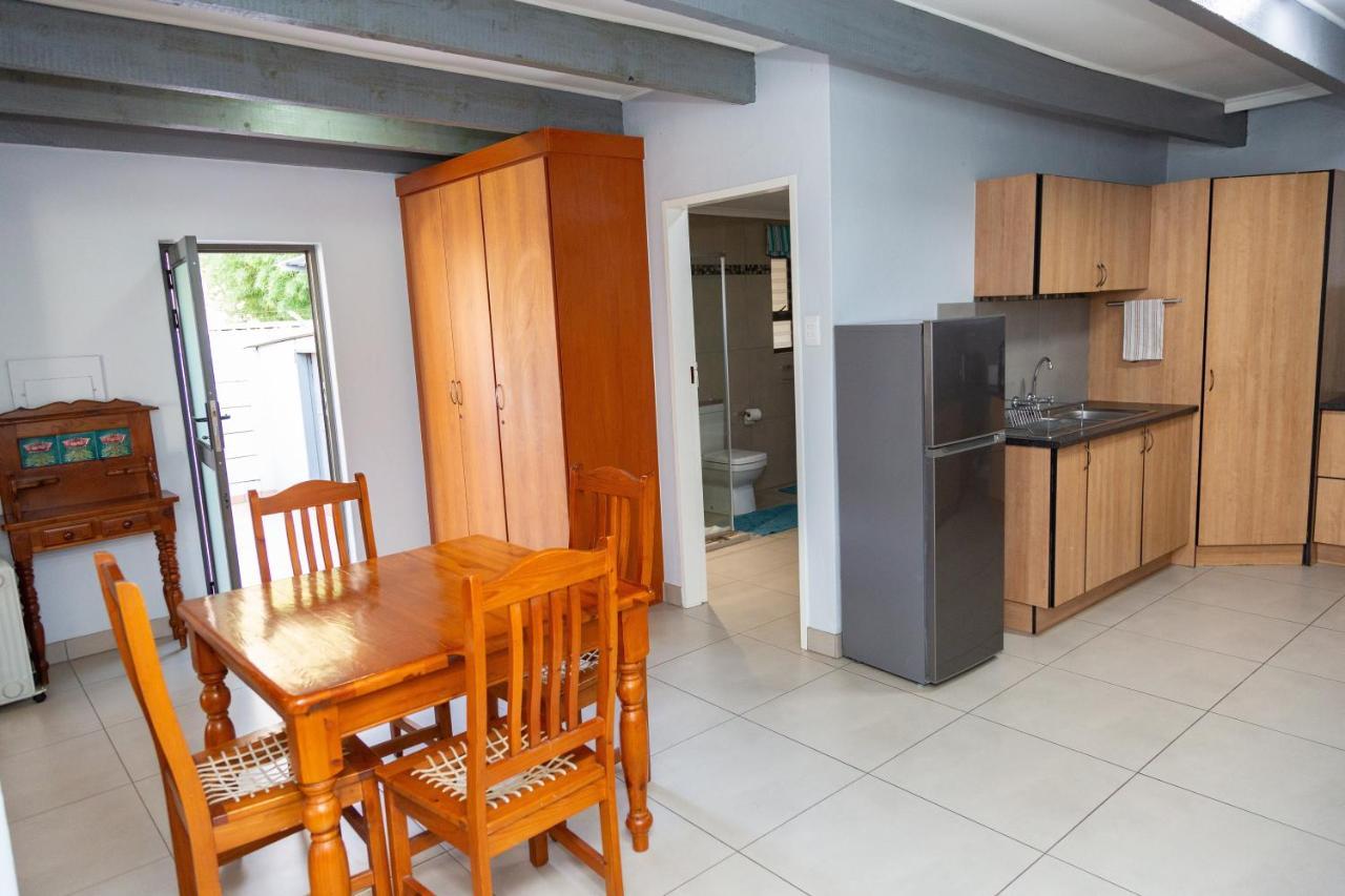 Glen Maine Guest House Претория Экстерьер фото
