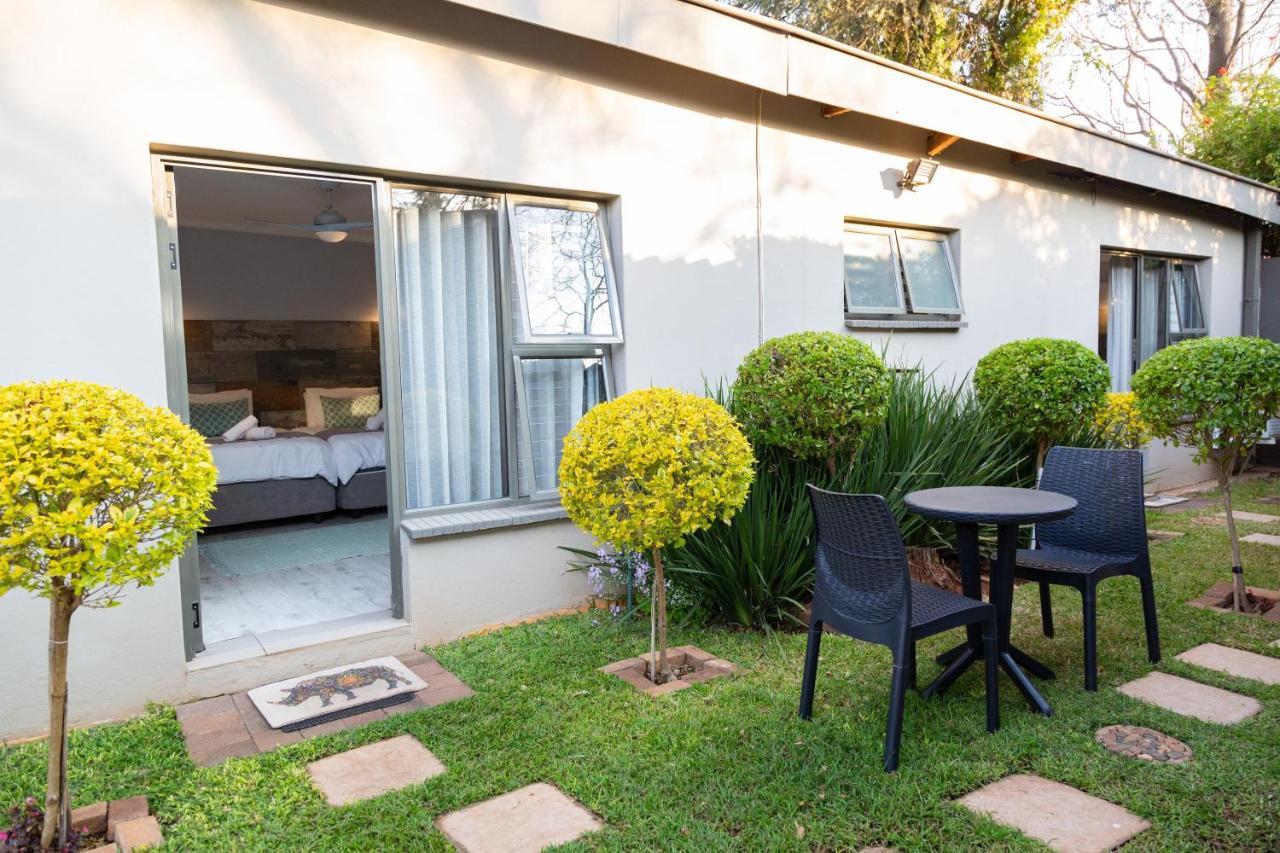 Glen Maine Guest House Претория Экстерьер фото